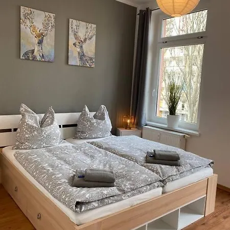 Akk4 - Md Zentrum Naehe Uni Und Hbf * Magdebourg